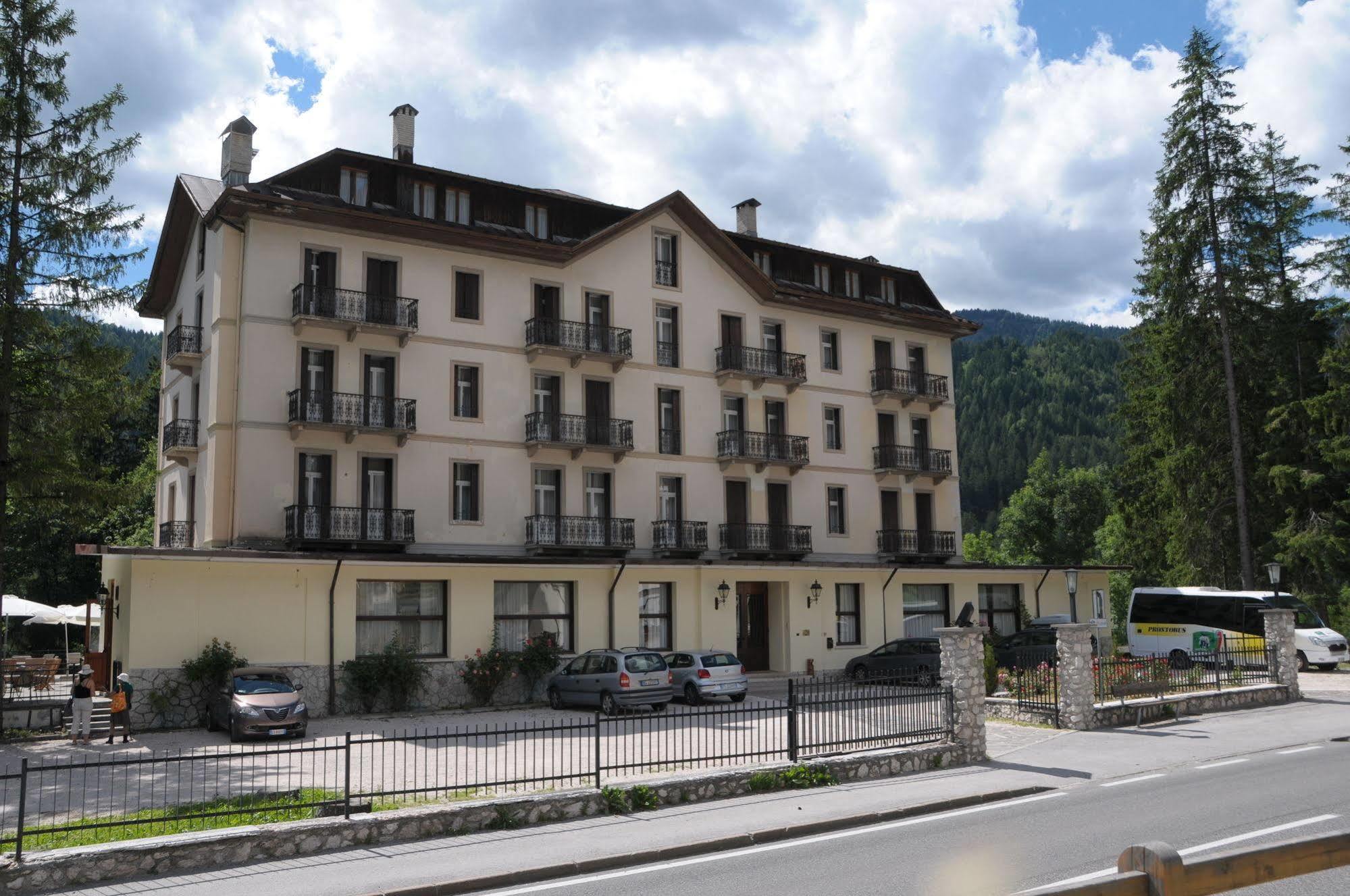 Hotel Marcora & Spa San Vito di Cadore Exterior photo